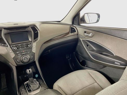 Used 2018 Hyundai Santa Fe Sport w/ 2.4L Value Package 02 AWD/4WD image 23
