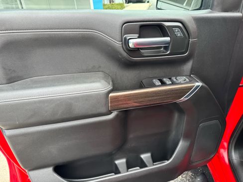 Used 2019 Chevrolet Silverado 1500 LT Trail Boss image 18