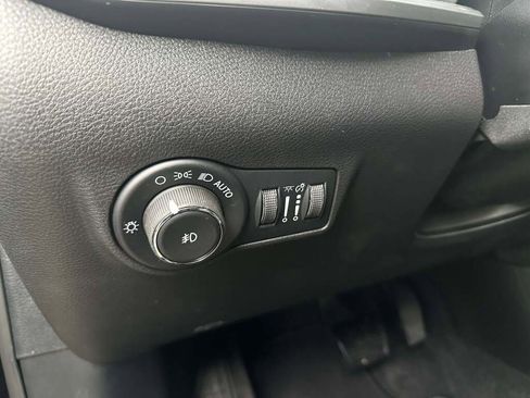 New 2026 Jeep Compass Limited image 27