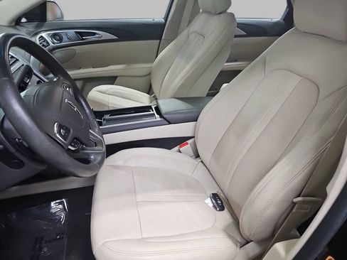 Used 2020 Lincoln MKZ Reserve AWD/4WD image 18