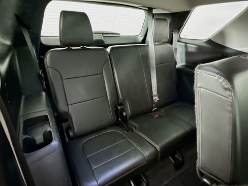 Used 2020 Chevrolet Traverse LT w/ LPO, Blackout Package image 28