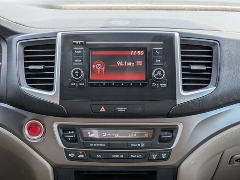 Used 2019 Honda Pilot LX image 20