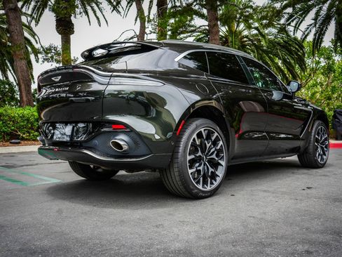 Used 2022 Aston Martin DBX AWD/4WD image 32