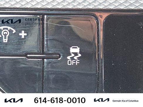 Certified 2024 Kia Sportage LX FWD image 31