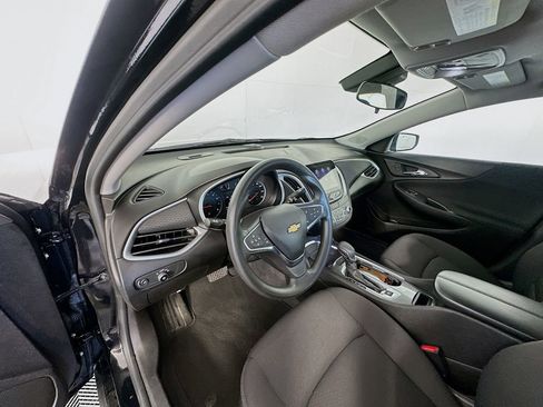 Used 2023 Chevrolet Malibu LT FWD image 9