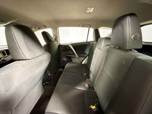 Used 2016 Toyota RAV4 LE image 22