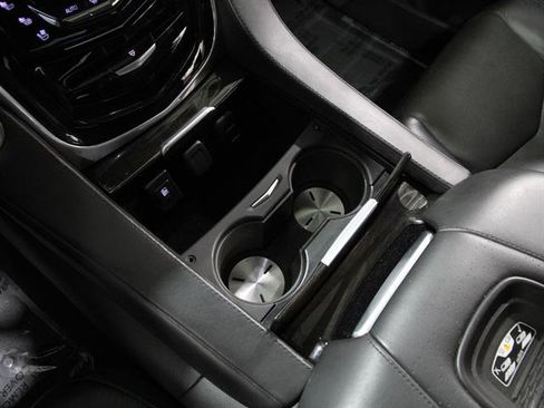 Used 2020 Cadillac Escalade ESV Platinum w/ Escalade Sport Edition image 19