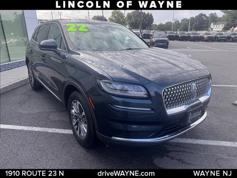 Certified 2022 Lincoln Nautilus Reserve AWD/4WD image 10