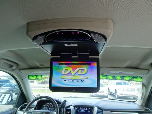 Used 2018 GMC Yukon SLT w/ HD Trailering Package AWD/4WD image 25