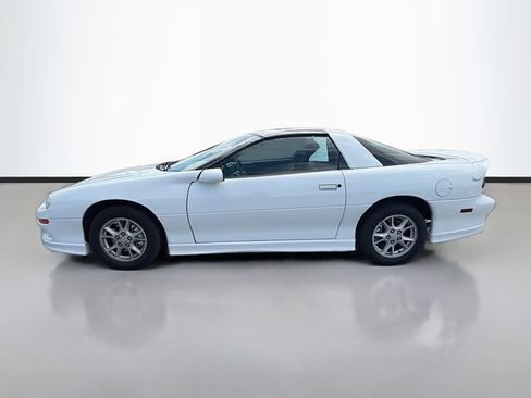 Used 2000 Chevrolet Camaro Coupe w/ Sport Appearance Pkg image 4
