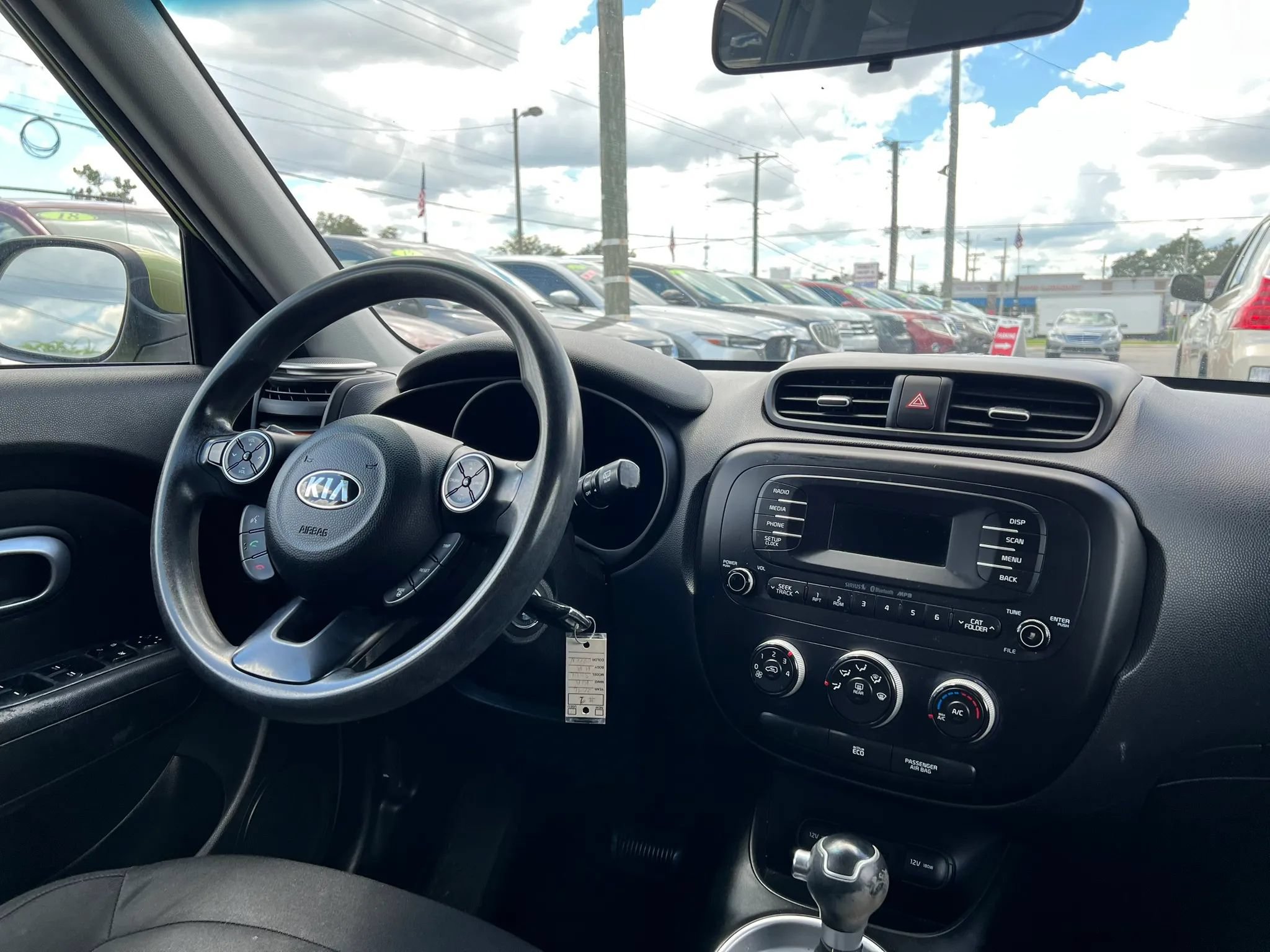 Used 2014 Kia Soul + FWD image 12