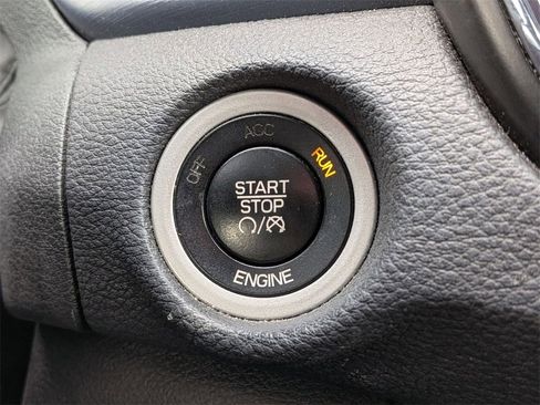 Used 2016 Chrysler 200 S w/ Comfort Group image 20