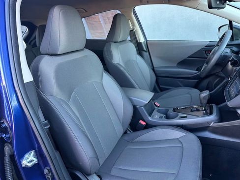 Certified 2025 Subaru Crosstrek 2.0i image 10