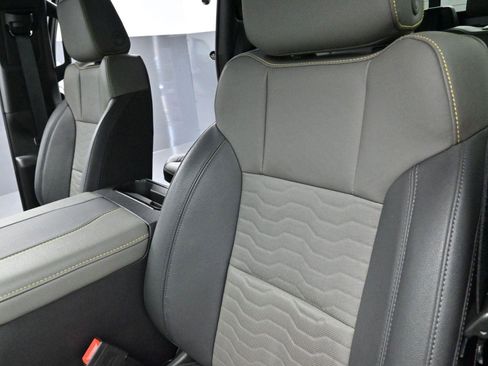 Used 2023 Chevrolet Silverado 1500 ZR2 w/ Technology Package image 15