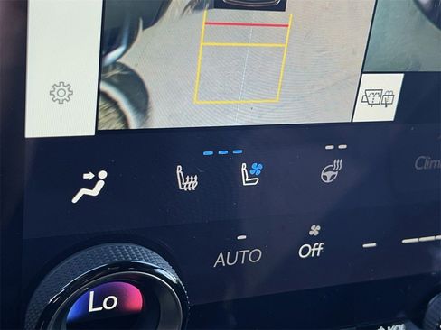 Used 2024 Lexus GX 550 image 23