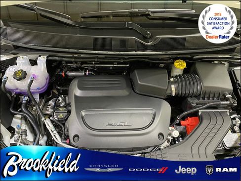 New 2026 Chrysler Pacifica Select image 38