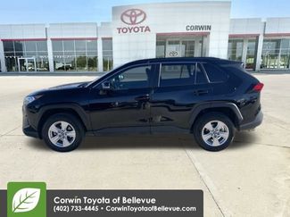 Used 2020 Toyota RAV4 XLE video 2