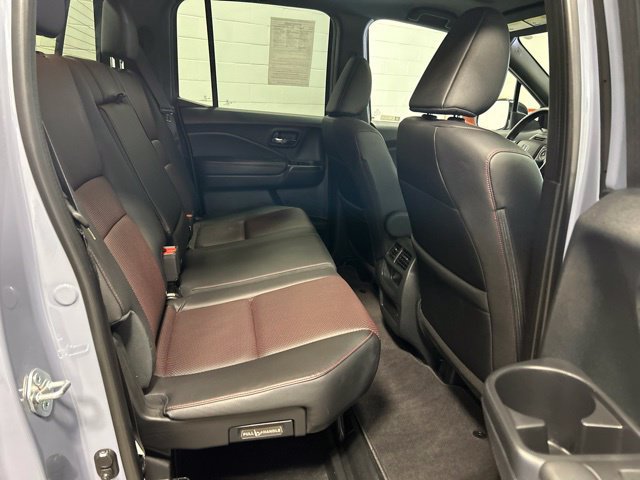 Certified 2022 Honda Ridgeline Black Edition image 18