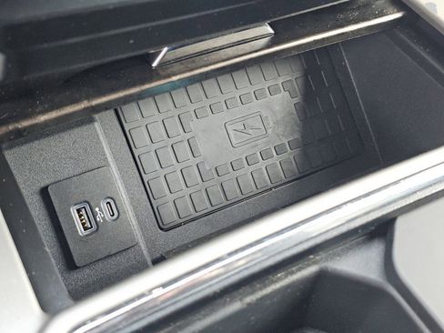 Used 2022 Ford F250 Lariat w/ Lariat Ultimate Package image 17