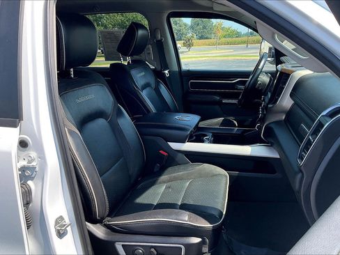 Used 2022 RAM 1500 Laramie image 8