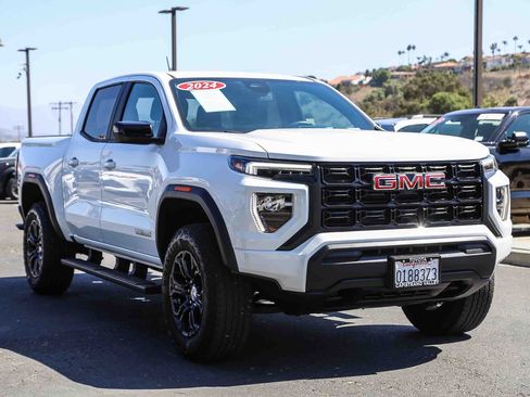 Used 2024 GMC Canyon Elevation RWD image 3