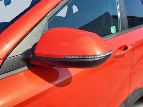 Used 2025 Hyundai Kona SEL FWD image 27