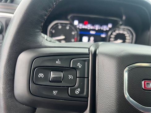 Used 2022 GMC Sierra 2500 AT4 image 24