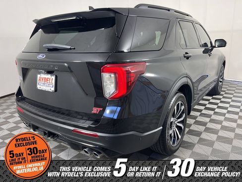 Used 2020 Ford Explorer ST w/ Premium Technology Package AWD/4WD image 4