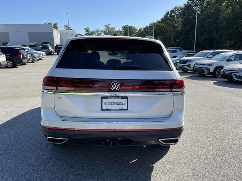 New 2026 Volkswagen Atlas SE FWD image 5