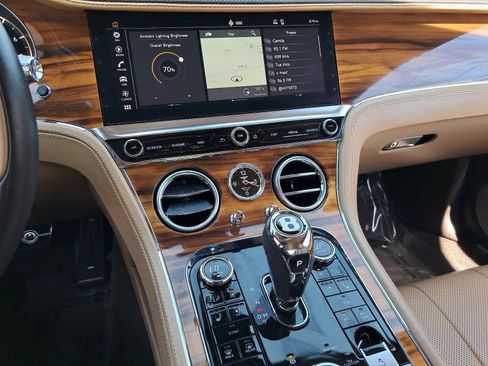 Used 2020 Bentley Continental GT AWD/4WD image 21