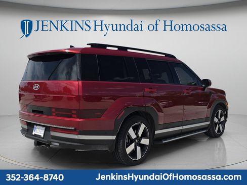 Used 2024 Hyundai Santa Fe Limited FWD image 3