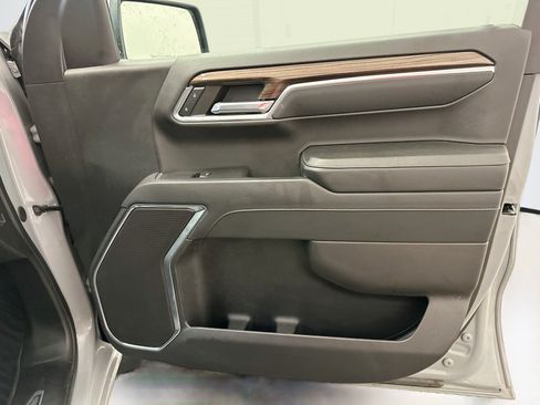 Used 2024 Chevrolet Silverado 1500 LT AWD/4WD image 33