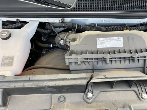 New 2025 GMC Savana 2500 Extended w/ Driver Convenience Package image 30