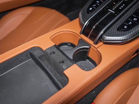 New 2026 Aston Martin V8 Vantage Coupe image 34