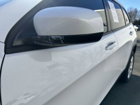 Used 2020 Jeep Cherokee Latitude image 10