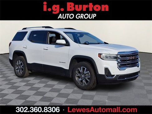Used 2023 GMC Acadia SLE w/ Driver Convenience Package image 1
