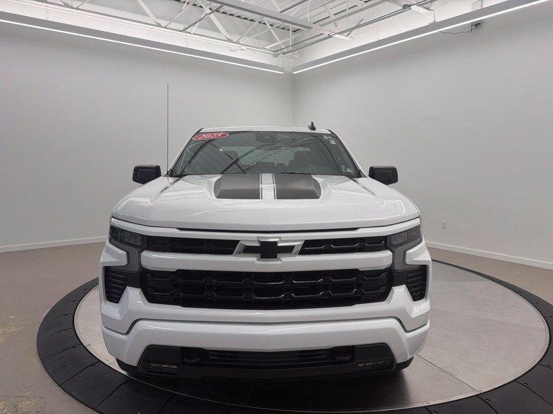 Used 2025 Chevrolet Silverado 1500 RST w/ Rally Edition AWD/4WD image 8
