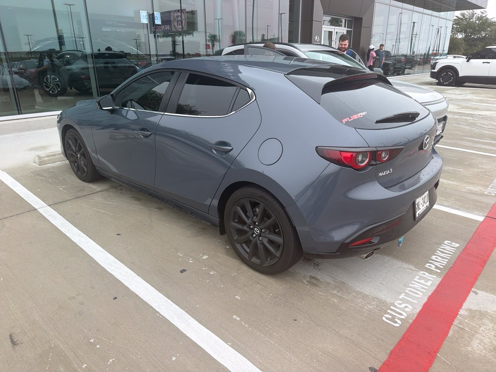 Used 2022 MAZDA MAZDA3 s FWD image 8