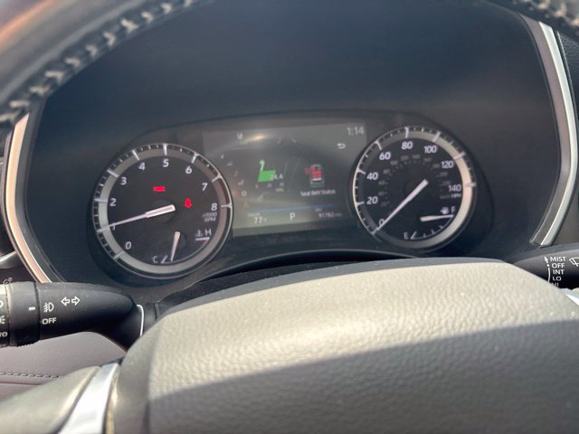 Used 2021 Toyota Highlander XLE AWD/4WD image 12