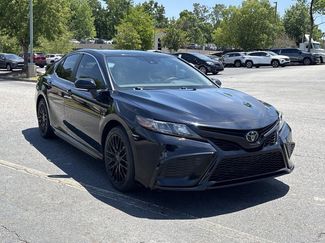 Used 2023 Toyota Camry SE FWD video 3