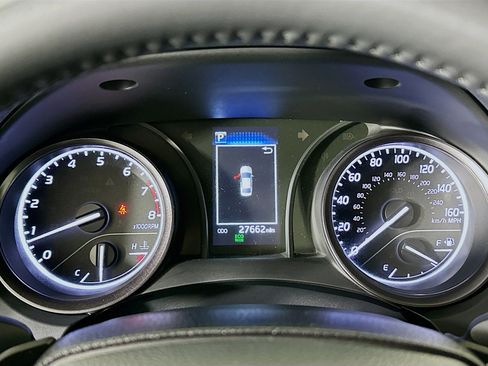 Used 2024 Toyota Camry SE image 18