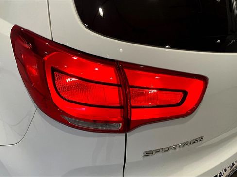 Used 2016 Kia Sportage LX AWD/4WD image 22