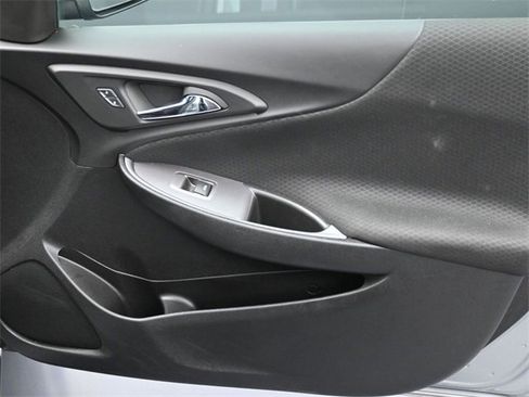 Used 2024 Chevrolet Malibu LT image 32