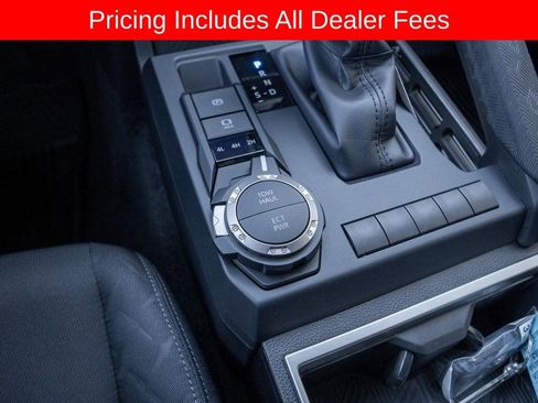 New 2025 Toyota Tacoma SR5 AWD/4WD image 15