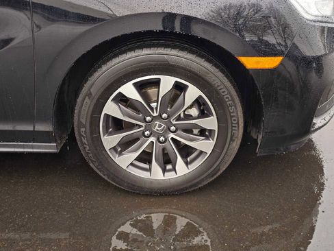 Used 2024 Honda Odyssey EX-L image 9