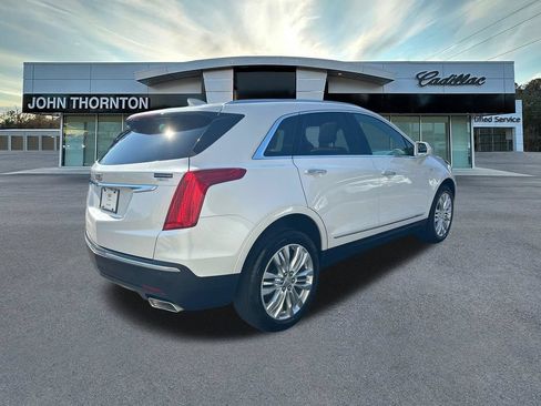 Used 2018 Cadillac XT5 Premium Luxury FWD image 5