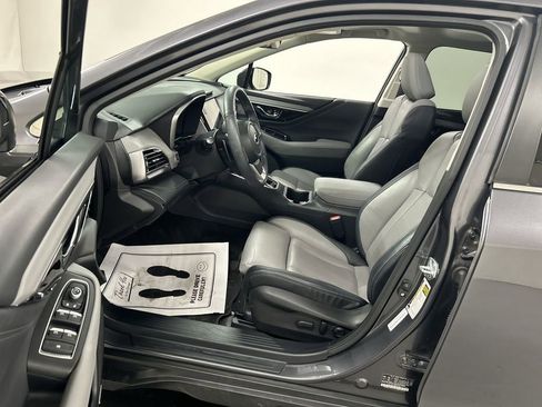 Used 2025 Subaru Outback Limited AWD/4WD image 9
