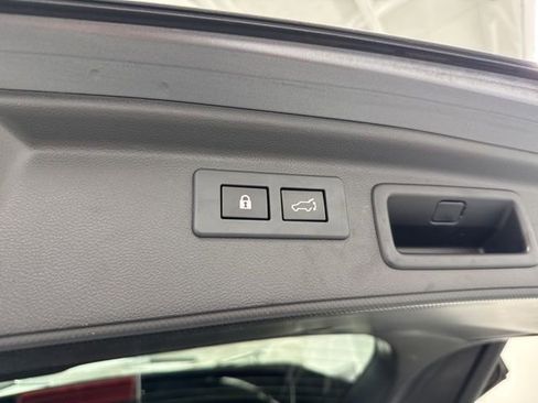 Used 2021 Subaru Forester Sport w/ Popular Package #2 image 11