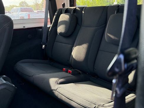 Used 2021 Jeep Wrangler Sport S image 13