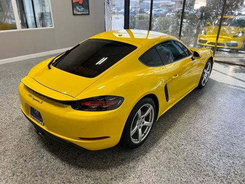 Used 2020 Porsche 718 Cayman S image 7